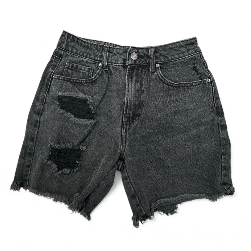 Forever 21 Distressed Denim Shorts 26”
